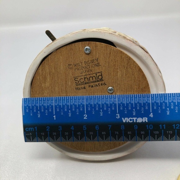 Winnie The Pooh Eeyore Schmid Ceramic Figure With Music Box Vintage Disney Works - Picture 11 of 12